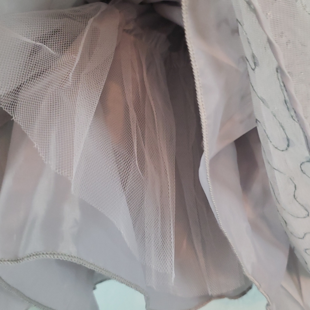 Nanette Lepore grey sequin bow dress - Picture 3 of 7